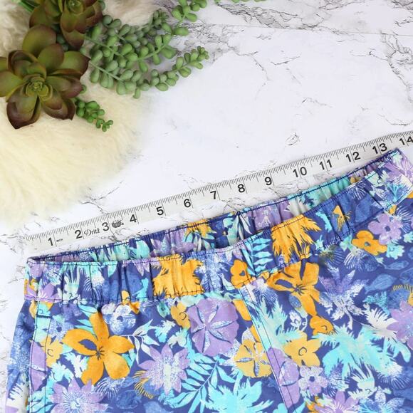 Patagonia Barely Baggies Shorts Blue Yellow Floral Hawaiian Print Size Medium - Picture 3 of 7